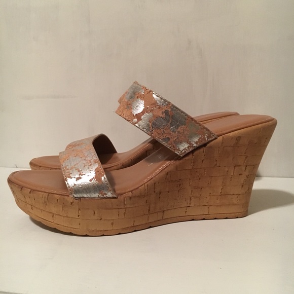 Nordstrom Italian Shoemakers metallic cork wedge 7 - Picture 5 of 7